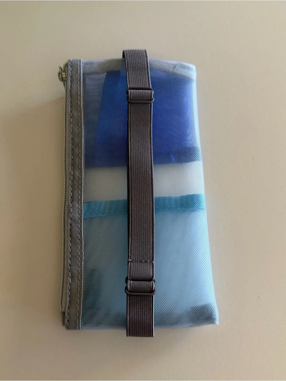 Midori Blue Mesh Book Band Pen Case: B6 - A5